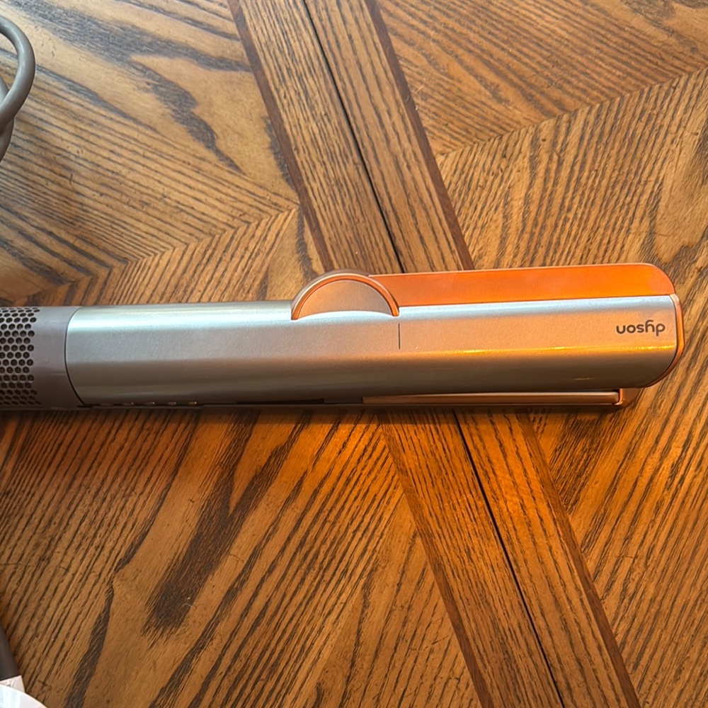 Dyson Hair Tool - Gray and Blue